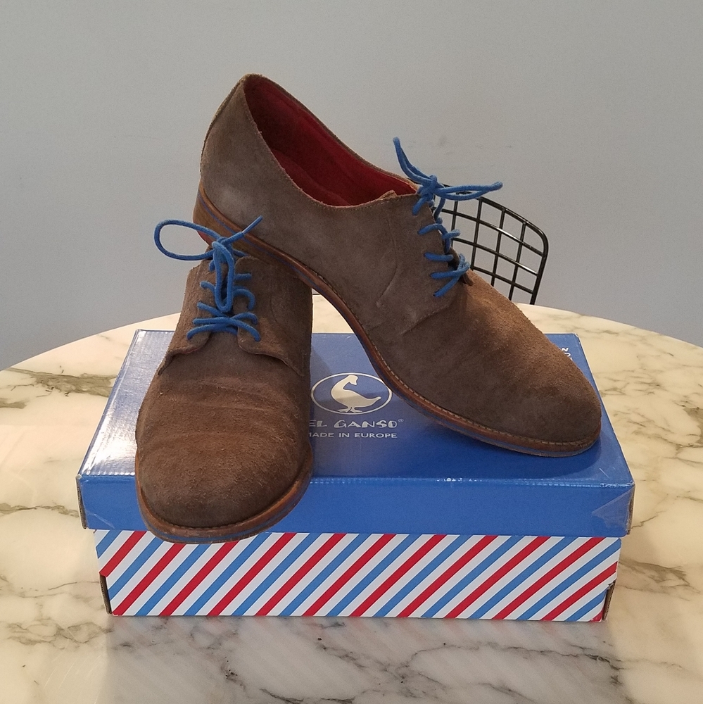 Suede oxford shoes